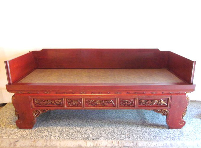 02 Antique Day Bed
