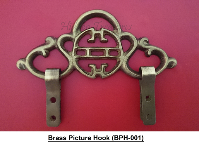 01 Brass picture hook