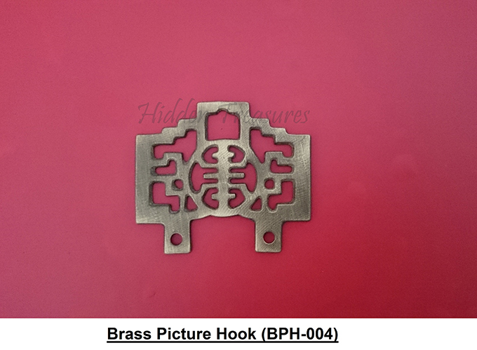 04 Brass picture hook