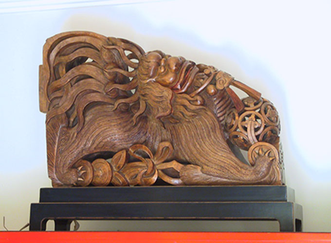 01 Carved Lion pair