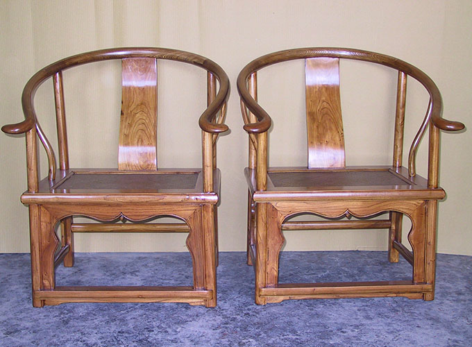 04 Custom make low horseshoe chair